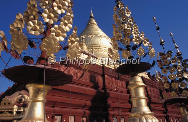 birmanie 44.JPG - Pagode Schwesigon de Nyaung OoPagan (Bagan)Birmanie (Myanmar)